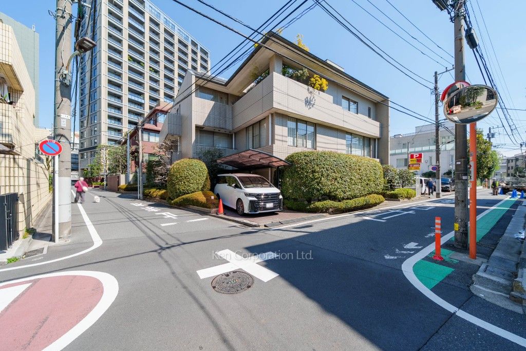 UEDA HOUSEの写真  前面道路