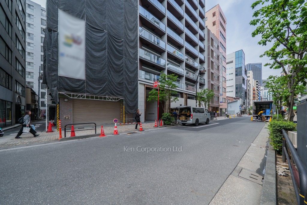 プラウド神田の写真 前面道路