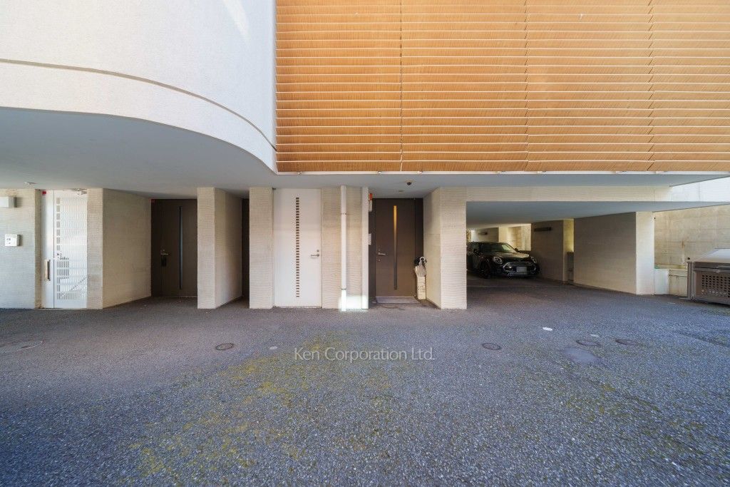 QUADPLEXの写真 外観より