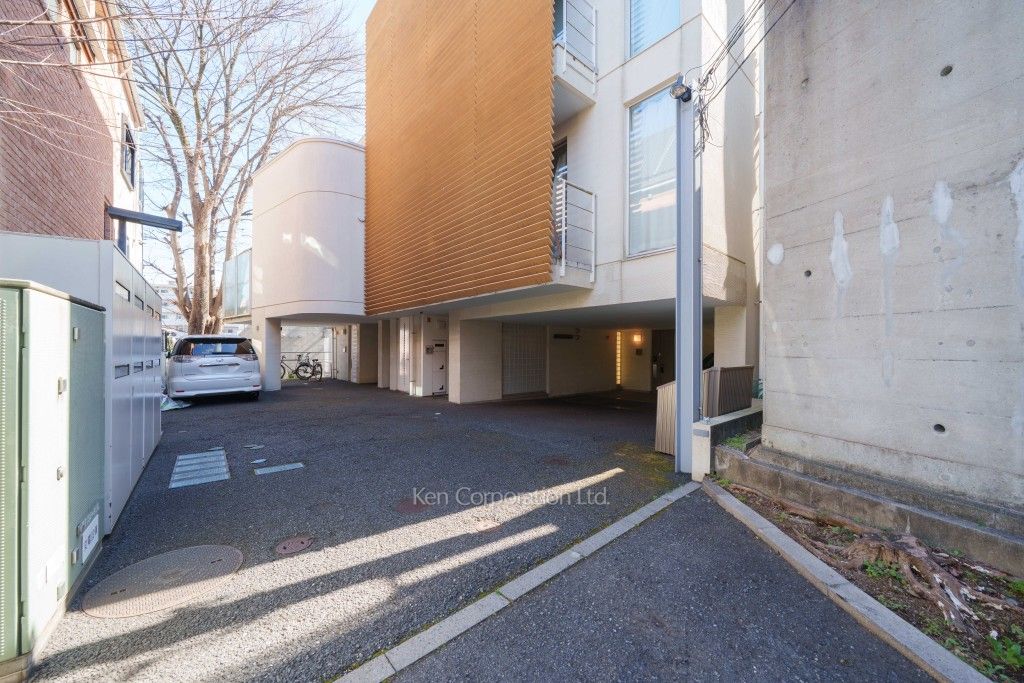 QUADPLEXの写真 外観より