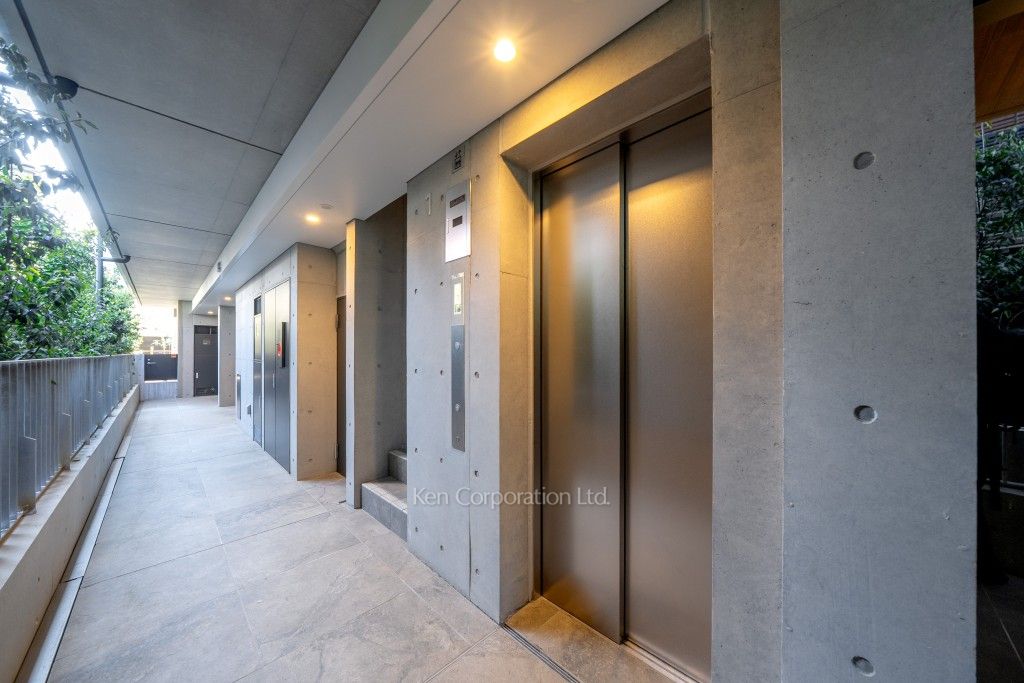 THE GRANDUO FUTAKOTAMAGAWAの写真 共用廊下