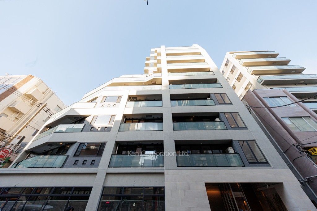 TOMIGAYA West GARDENの写真  外観ひき