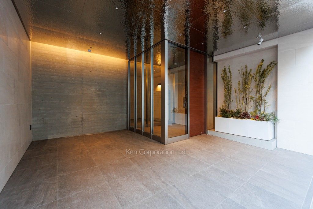 TOMIGAYA West GARDENの写真  外観より