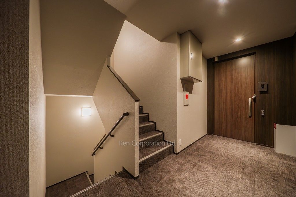 ASK中目黒の写真  共用階段