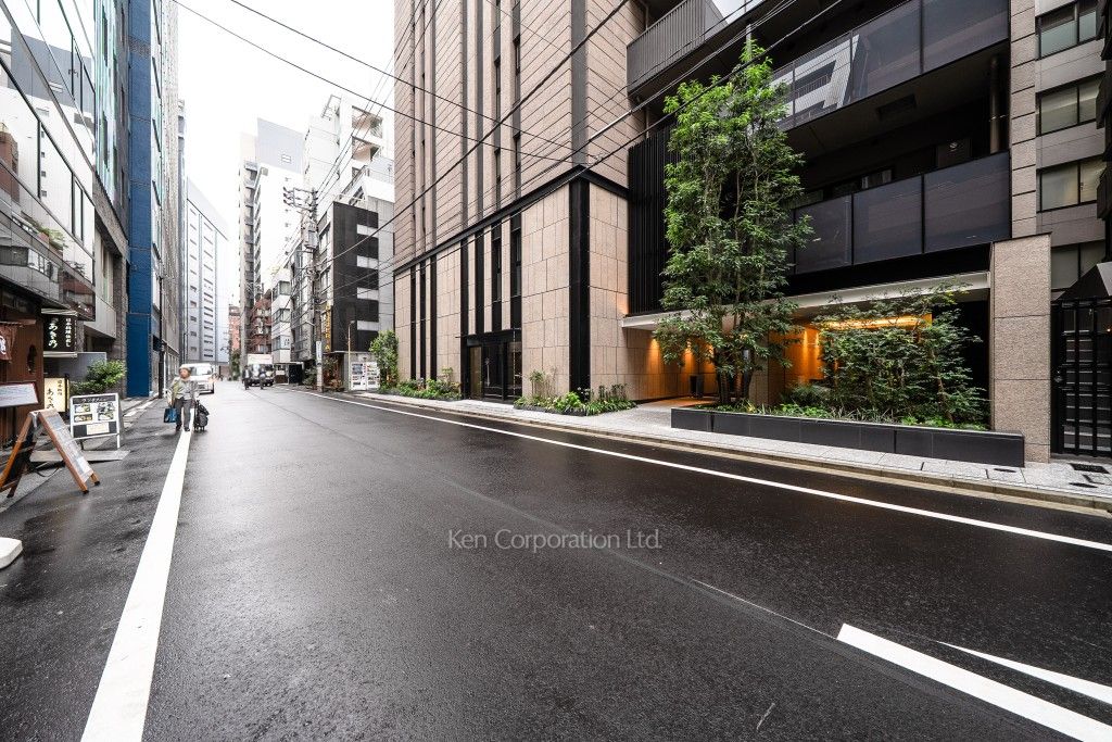 ザ・パークハウス麹町三丁目の写真  前面道路
