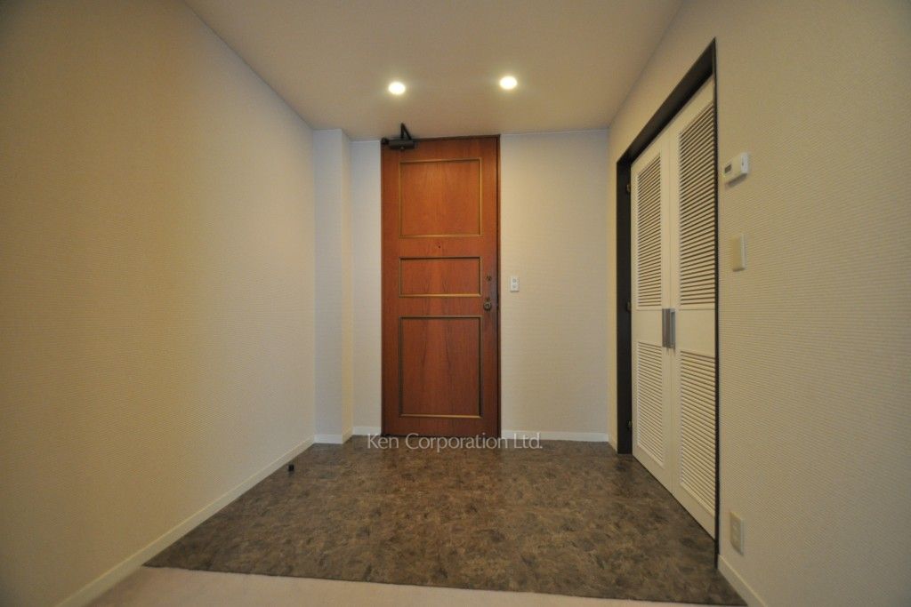 麻布テラスアパートメントの写真 玄関