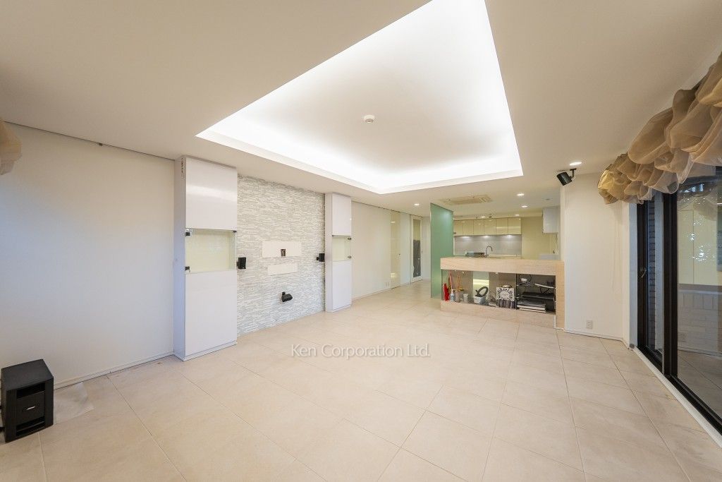 フラット緑ヶ岡の写真 居室（LDなど）