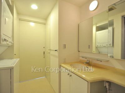 パウダールーム