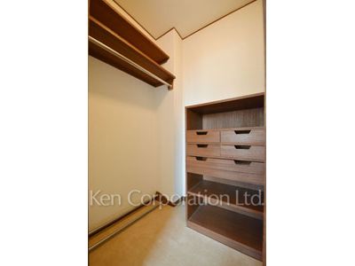 麻布テラスアパートメントの写真 ウォークインクローゼット