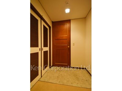 麻布テラスアパートメントの写真 玄関