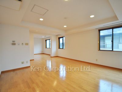 リズ目黒Ⅱの写真 リビングダイニング