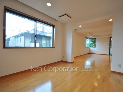 リズ目黒Ⅱの写真 リビングダイニング