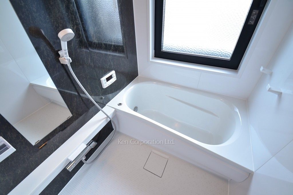 芝ハイツの写真 バスルーム ※8階の同じ間取タイプを撮影。仕様が異なることがあります。