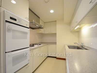 隅田リバーサイドタワーの写真 キッチン ※21階の同じ間取タイプを撮影。仕様が異なることがあります。