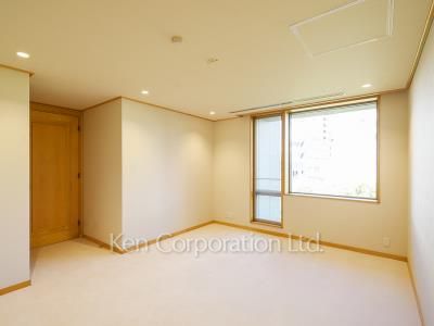 マスターベッドルーム