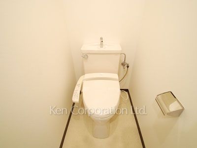 プラティーヌ田町の写真 トイレ ※4階の同じ間取タイプを撮影。仕様が異なることがあります。