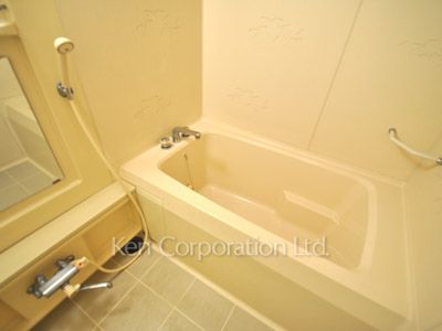 プラティーヌ田町の写真 バスルーム ※16階の同じ間取タイプを撮影。仕様が異なることがあります。