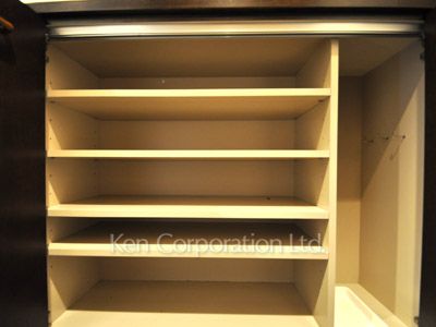 プラティーヌ田町の写真 シューズクローゼット ※16階の同じ間取タイプを撮影。仕様が異なることがあります。