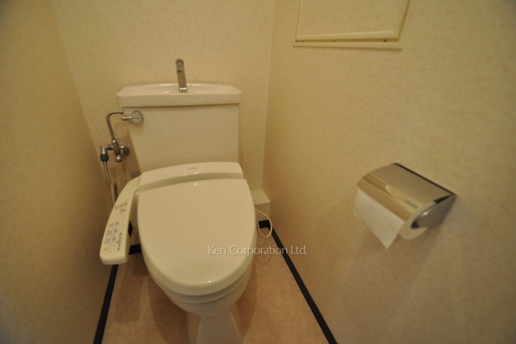 プラティーヌ田町の写真 トイレ ※16階の同じ間取タイプを撮影。仕様が異なることがあります。