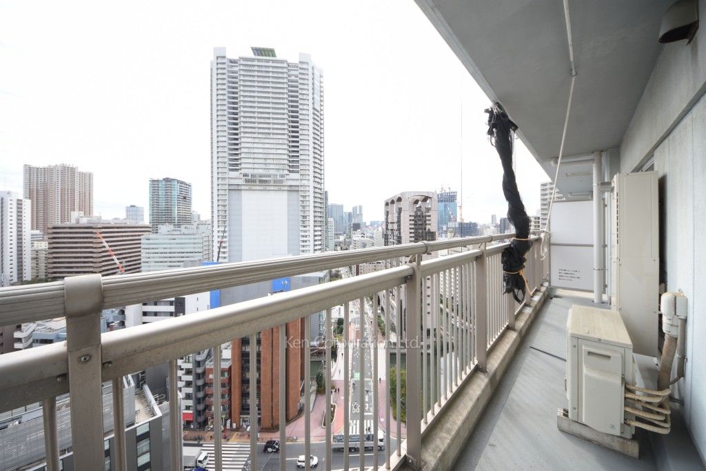 プラティーヌ田町の写真 バルコニー