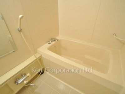 プラティーヌ田町の写真 バスルーム ※8階の同じ間取タイプを撮影。仕様が異なることがあります。