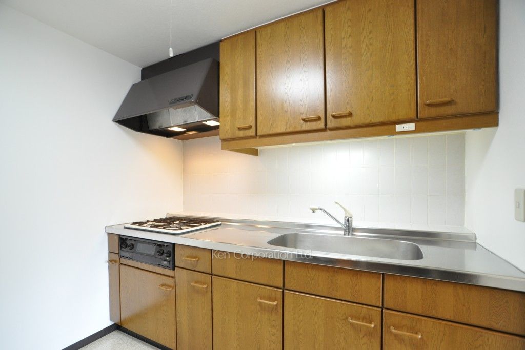 プラティーヌ田町の写真 キッチン ※8階の同じ間取タイプを撮影。仕様が異なることがあります。