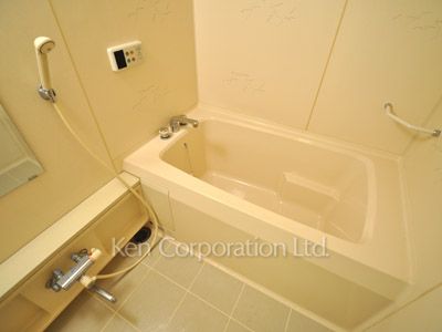 バスルーム ※14階の同じ間取タイプを撮影。仕様が異なることがあります。