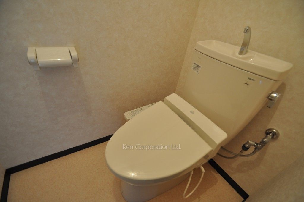 プラティーヌ田町の写真 トイレ ※17階の同じ間取タイプを撮影。仕様が異なることがあります。