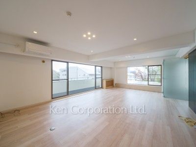 白金台ホームズの写真