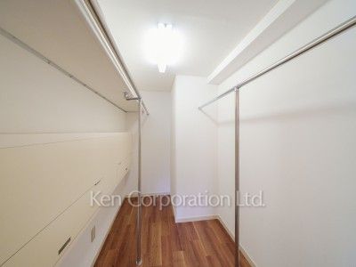 白金台ホームズの写真 ウォークインクローゼット