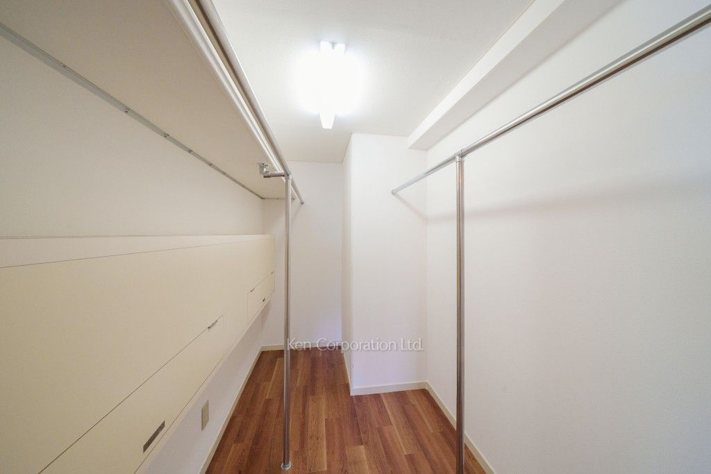 白金台ホームズの写真 ウォークインクローゼット