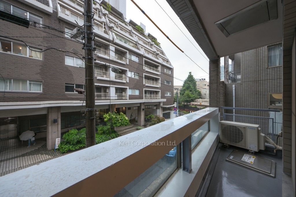 H&M南青山の写真 バルコニー