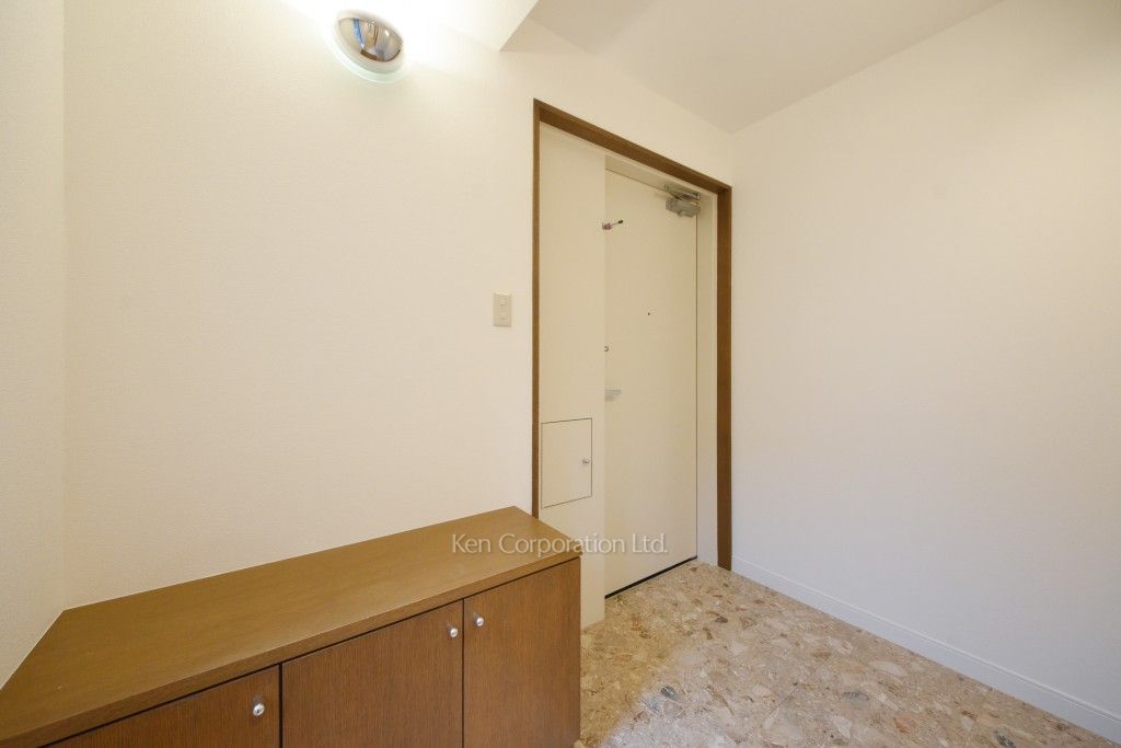 H&M南青山の写真 玄関