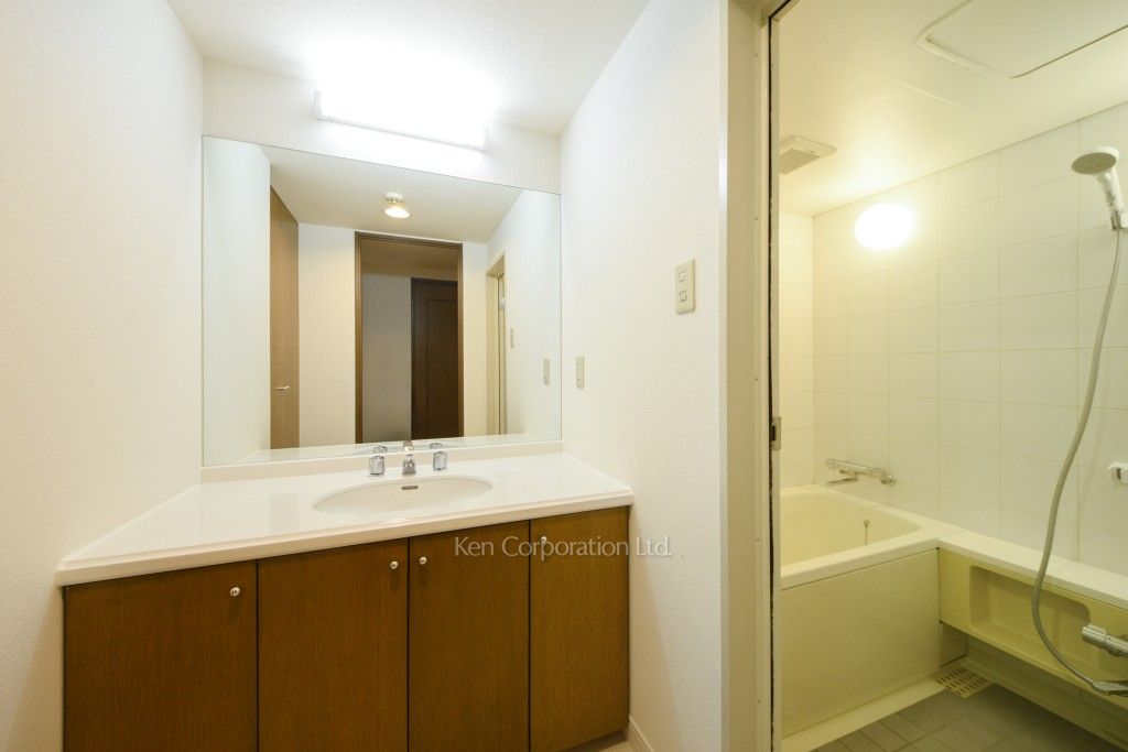 H&M南青山の写真 パウダールーム