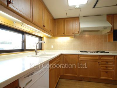 城山トラストコートの写真 キッチン ※4階の同じ間取タイプを撮影。仕様が異なることがあります。