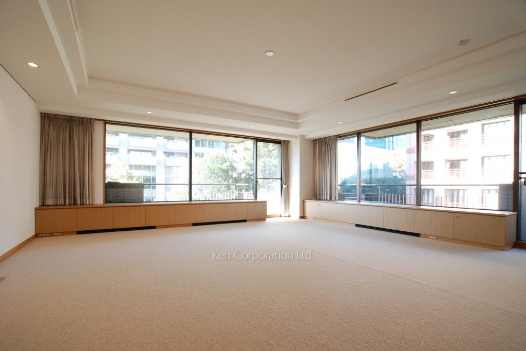 城山トラストコートの写真 リビングダイニング ※4階の同じ間取タイプを撮影。仕様が異なることがあります。