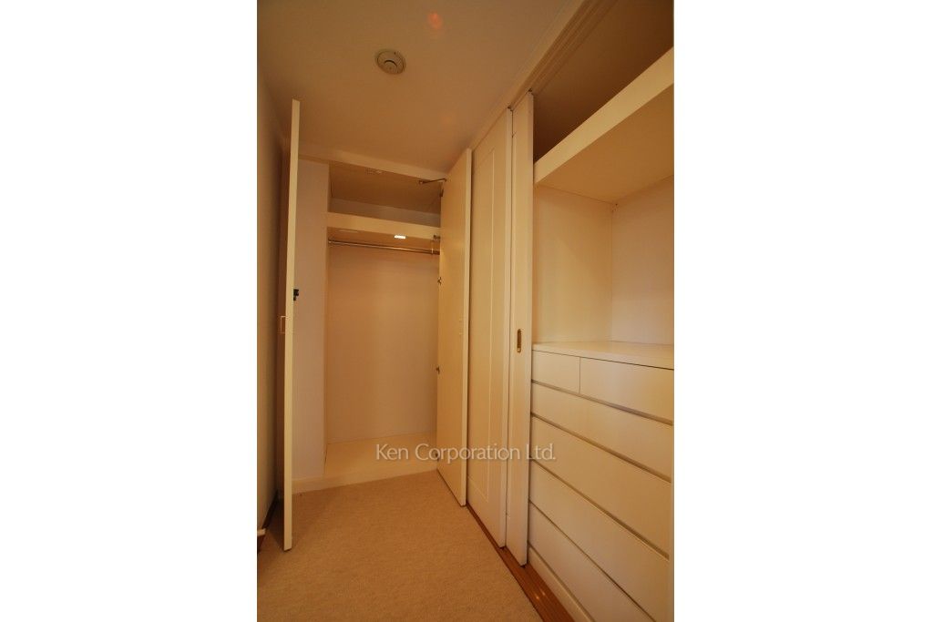 城山トラストコートの写真 クローゼット ※4階の同じ間取タイプを撮影。仕様が異なることがあります。