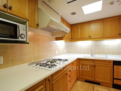 キッチン ※10階の同じ間取タイプを撮影。仕様が異なることがあります。