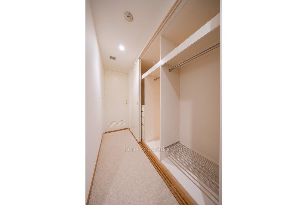 城山トラストコートの写真 ウォークインクローゼット