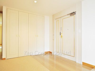 城山トラストコートの写真 玄関 ※9階の同じ間取タイプを撮影。仕様が異なることがあります。