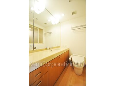 城山トラストコートの写真 トイレ ※9階の同じ間取タイプを撮影。仕様が異なることがあります。