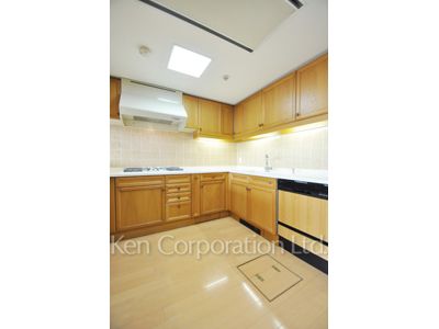 城山トラストコートの写真 キッチン ※9階の同じ間取タイプを撮影。仕様が異なることがあります。