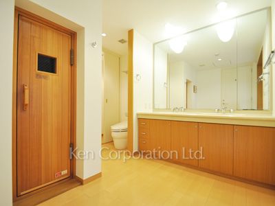 城山トラストコートの写真 パウダールーム ※9階の同じ間取タイプを撮影。仕様が異なることがあります。