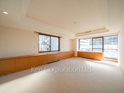 マスターベッドルーム