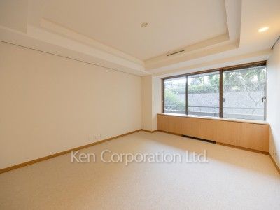 城山トラストコートの写真 マスターベッドルーム