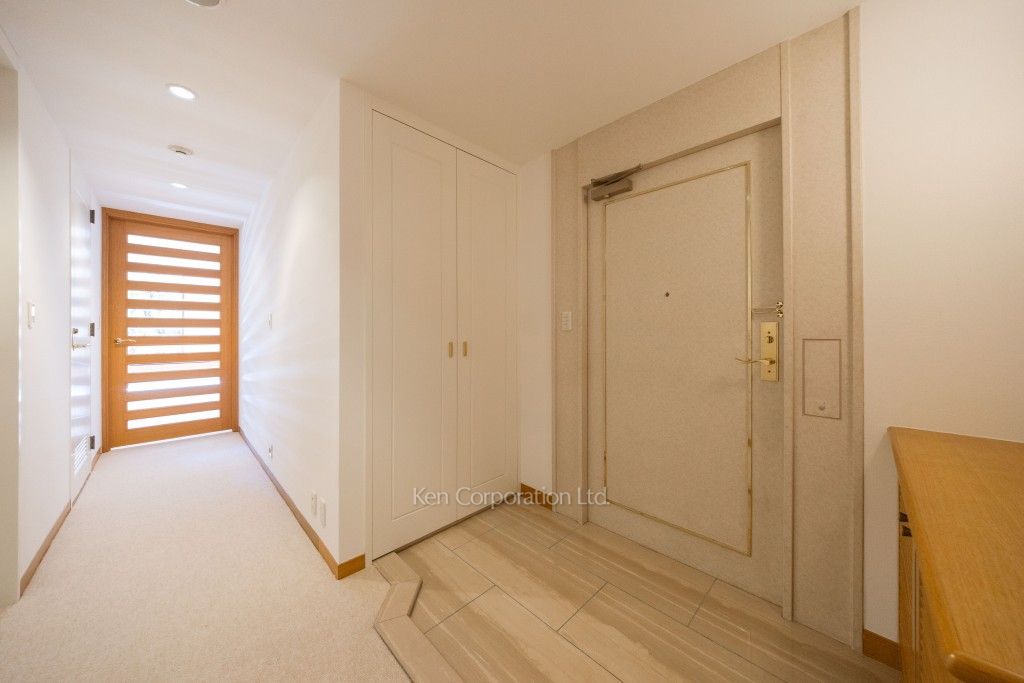 城山トラストコートの写真 玄関