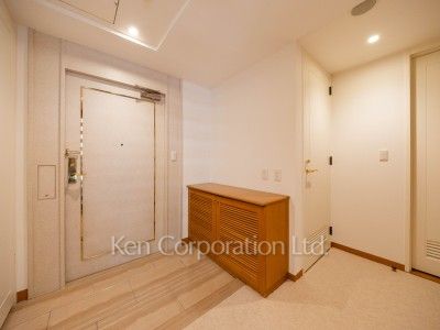 城山トラストコートの写真 玄関