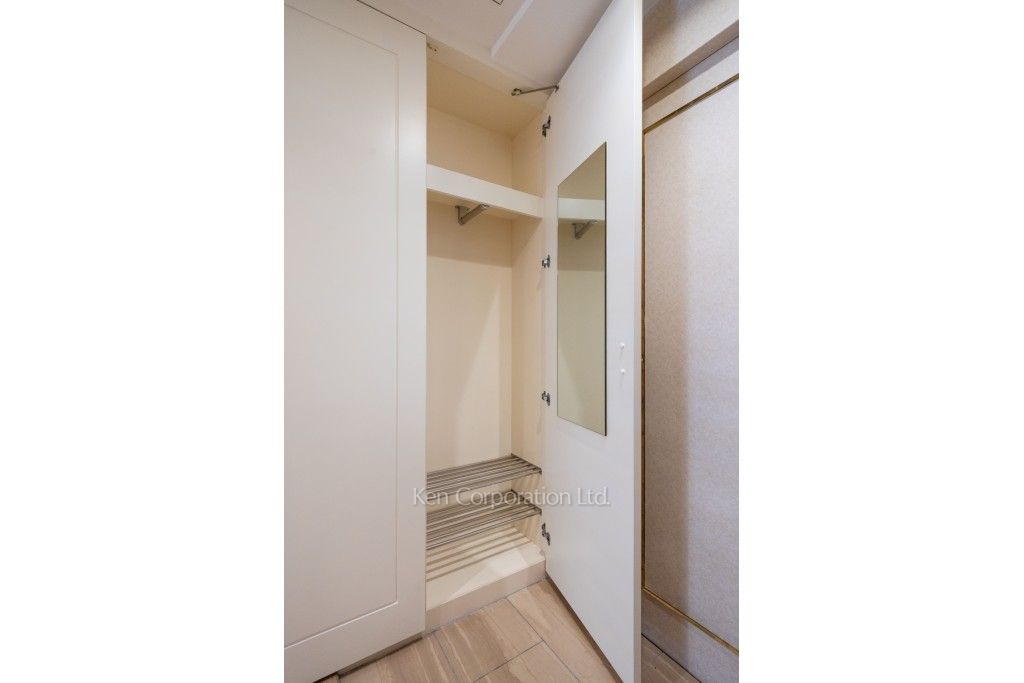 城山トラストコートの写真 シューズクローゼット