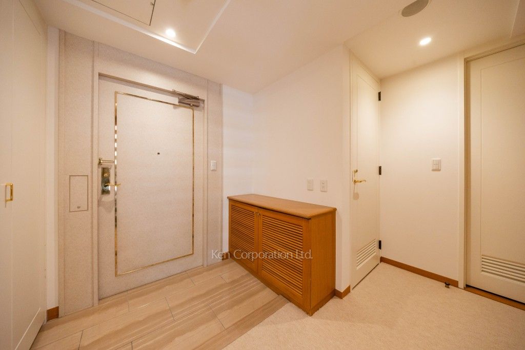 城山トラストコートの写真 玄関