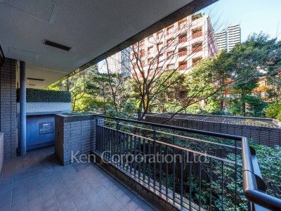 城山トラストコートの写真 バルコニー